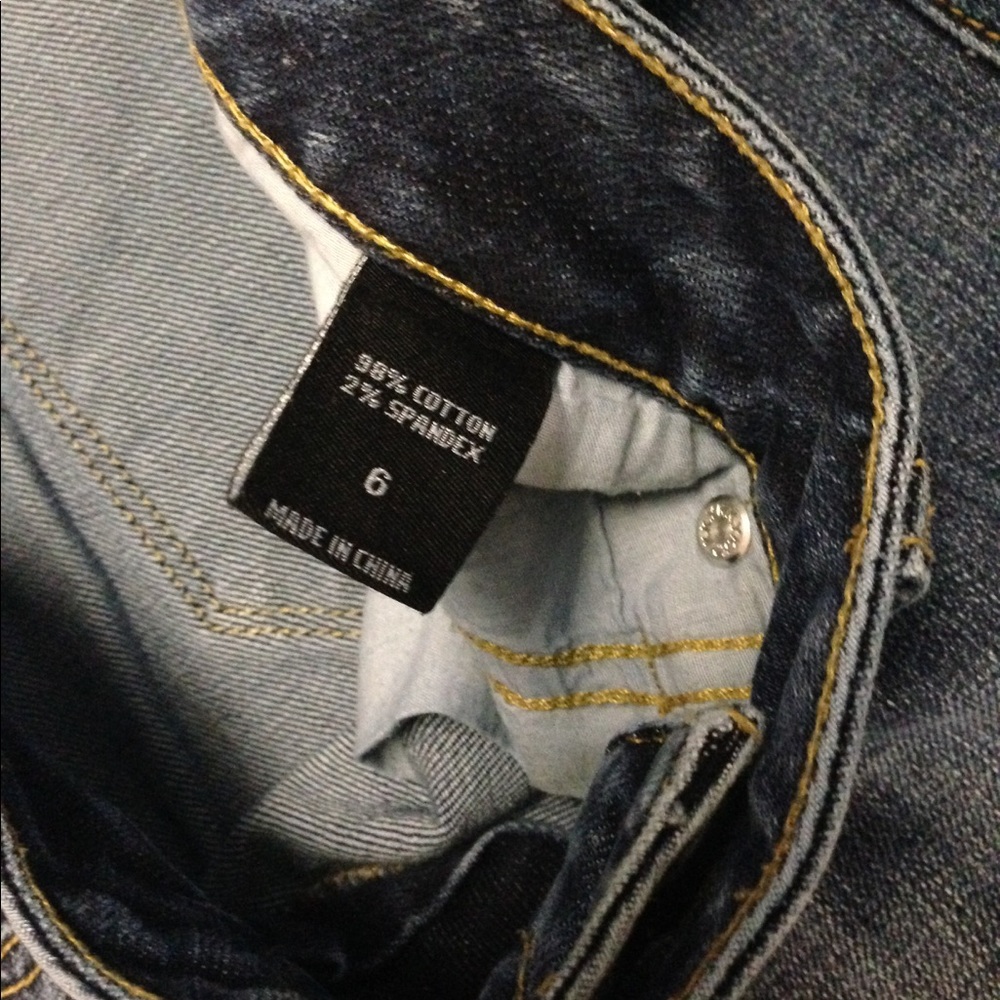 Victoria's Secret medium wash straight leg jeans - Picture 3 of 7